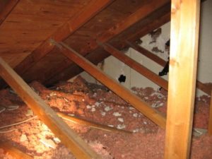 MISSING INSULATION